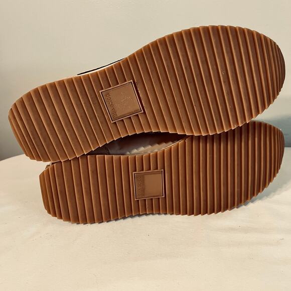 Dolce Vita Lace Up Retro Joggers Sneakers Tan Black Comfy Casual Cushioned 8.5 - Picture 9 of 9